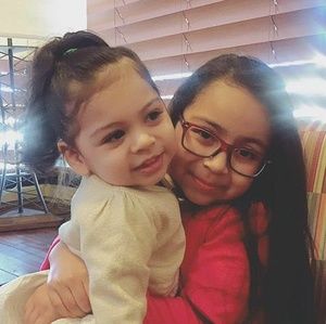 Meet your Posher, Edith